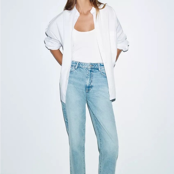 Zara Denim - Zara Light Blue Straight Leg Jeans for Women